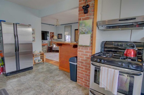 5910 52 Avenue, Red Deer, AB - Indoor Photo Showing Kitchen