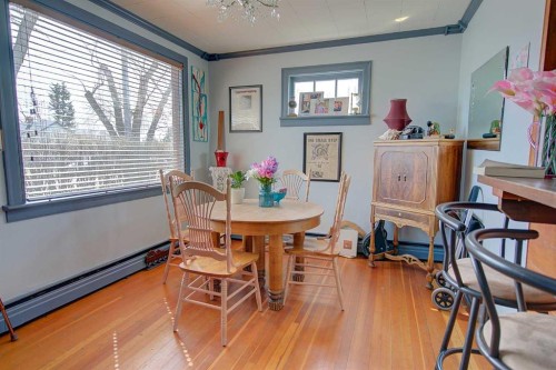 5910 52 Avenue, Red Deer, AB - Indoor Photo Showing Dining Room