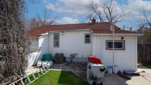 5910 52 Avenue, Red Deer, AB - Outdoor With Exterior