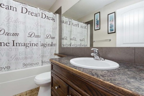 136 Lanterman Close, Red Deer, AB 
