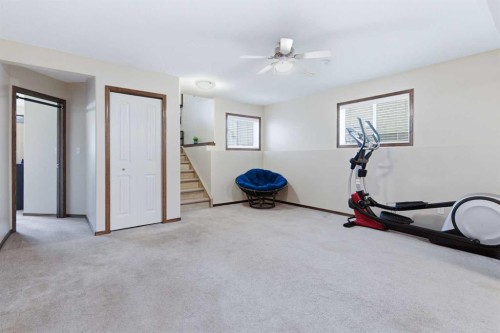136 Lanterman Close, Red Deer, AB 