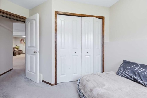 136 Lanterman Close, Red Deer, AB 
