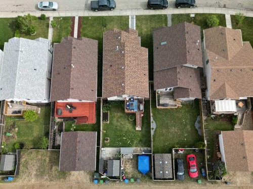 136 Lanterman Close, Red Deer, AB 