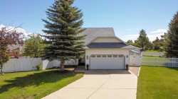 25 Kee Close Red Deer, AB T4P 3M4