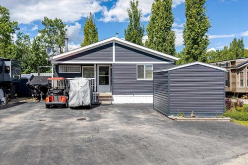 6027-35468 Range Road 30  Rural Red Deer County, AB T4G 0M3