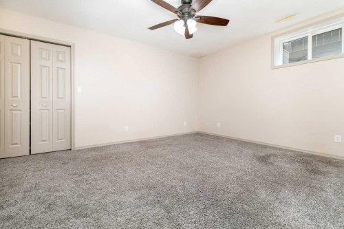 15 Kirton Close, Red Deer, AB - Indoor Photo Showing Other Room