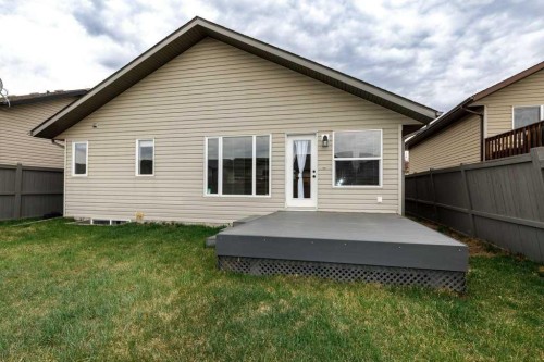 15 Kirton Close, Red Deer, AB - Outdoor With Exterior