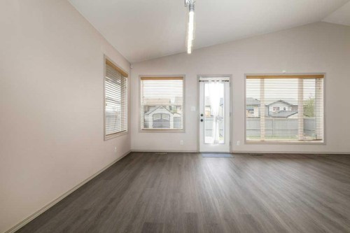 15 Kirton Close, Red Deer, AB - Indoor Photo Showing Other Room