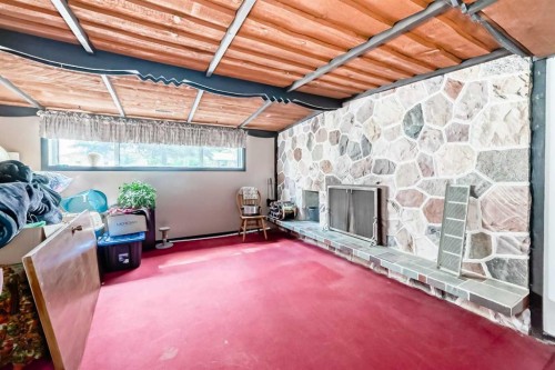 6004 53 Ave, Ponoka, AB 