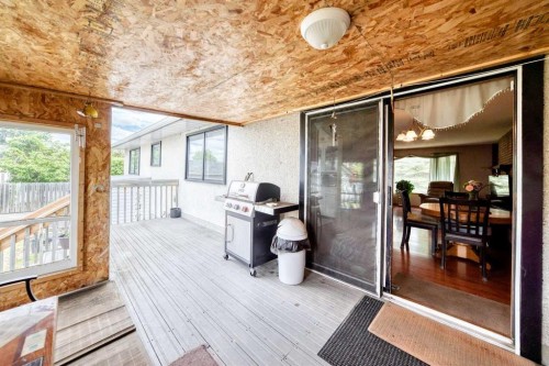 6004 53 Ave, Ponoka, AB 