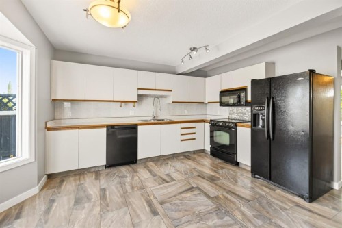 5 Elwell Close, Red Deer, AB 