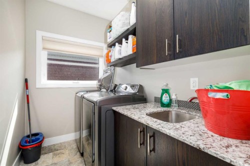 475 Townsend Street, Red Deer, AB - Indoor