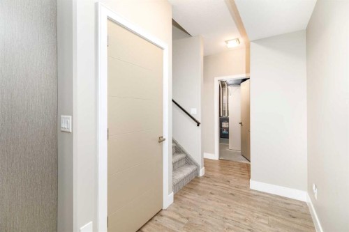 475 Townsend Street, Red Deer, AB - Indoor Photo Showing Other Room