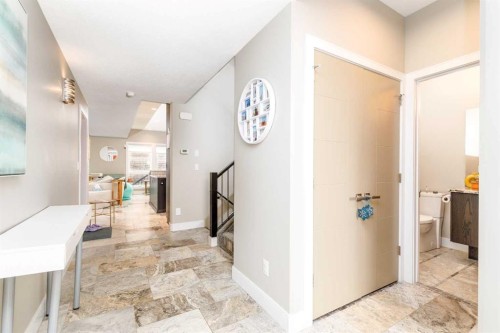 475 Townsend Street, Red Deer, AB - Indoor Photo Showing Other Room