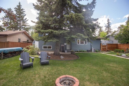 11 Mccune Avenue, Red Deer, AB 