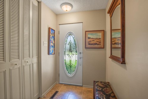 11 Mccune Avenue, Red Deer, AB 
