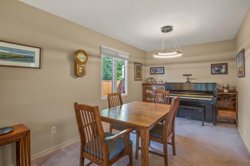 11 Mccune Avenue, Red Deer, AB 