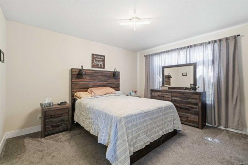 66 Pondside Crescent, Blackfalds, AB 