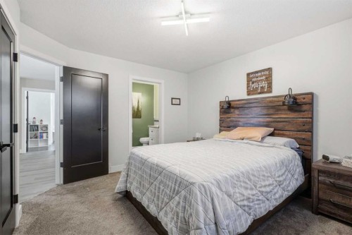 66 Pondside Crescent, Blackfalds, AB 