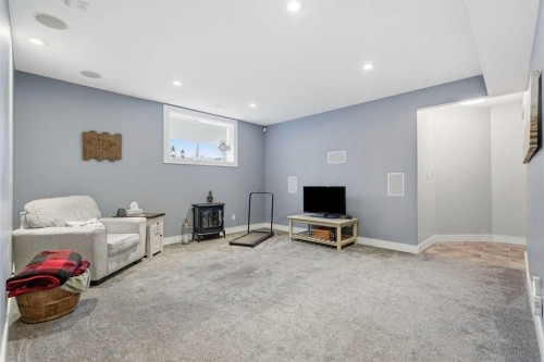 66 Pondside Crescent, Blackfalds, AB 