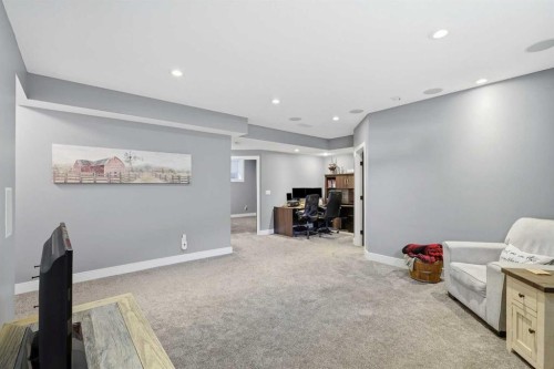 66 Pondside Crescent, Blackfalds, AB 
