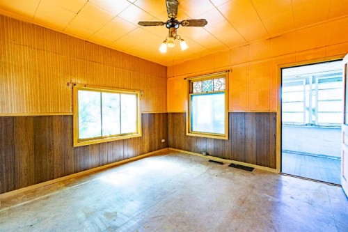 5107 52 Street, Mirror, AB 
