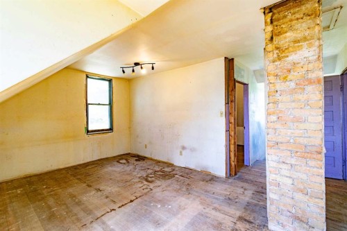 5107 52 Street, Mirror, AB 