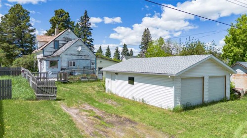 5107 52 Street, Mirror, AB 