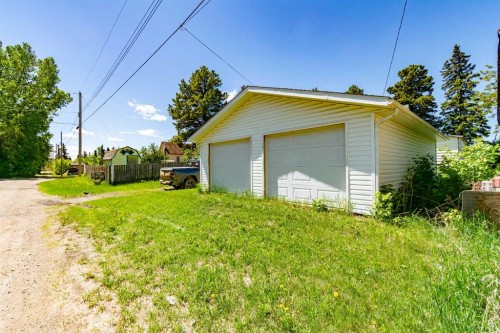 5107 52 Street, Mirror, AB 