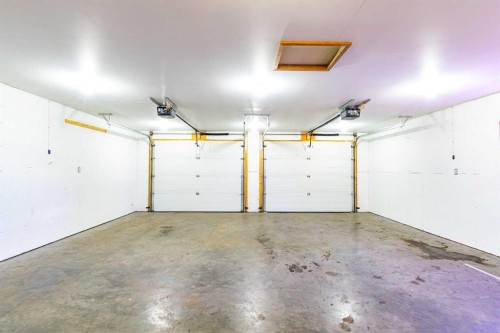 5107 52 Street, Mirror, AB 