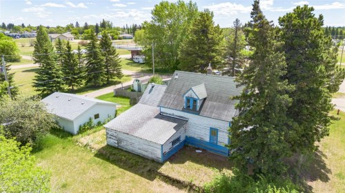 5107 52 Street, Mirror, AB 
