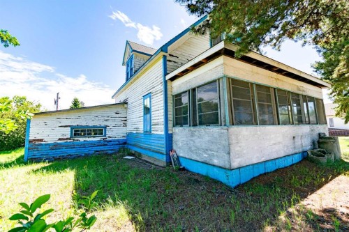 5107 52 Street, Mirror, AB 