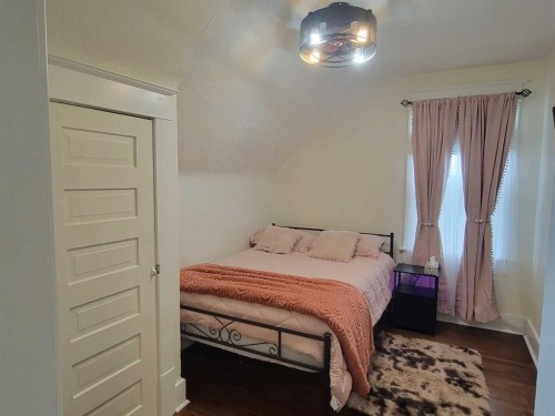 5205 52 Avenue, Castor, AB 