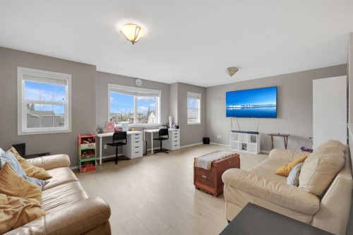 9 Lincoln Street, Sylvan Lake, AB 