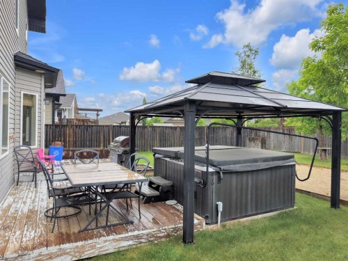 9 Lincoln Street, Sylvan Lake, AB 
