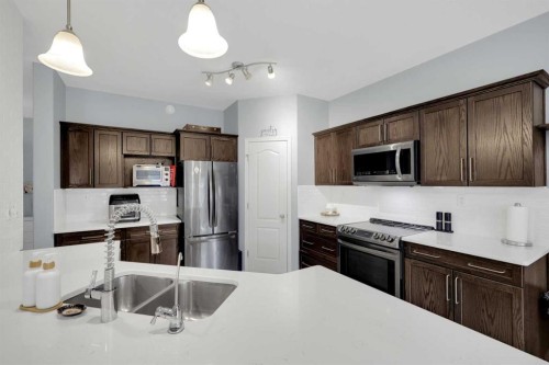 9 Lincoln Street, Sylvan Lake, AB 