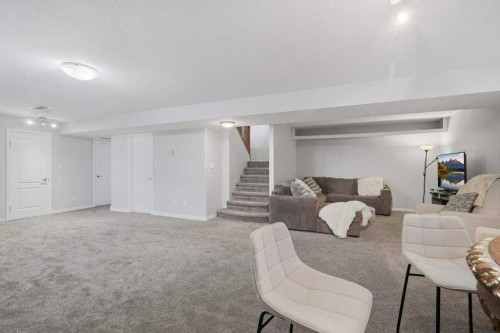 47 Ion Close, Red Deer, AB 