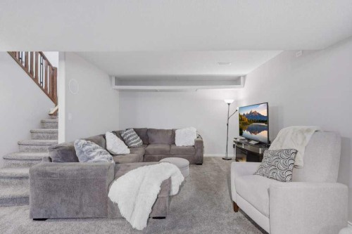 47 Ion Close, Red Deer, AB 