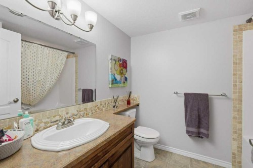 47 Ion Close, Red Deer, AB 