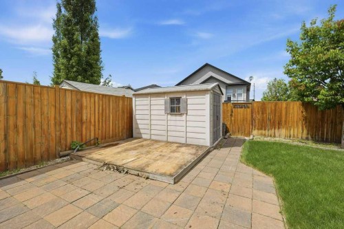 47 Ion Close, Red Deer, AB 
