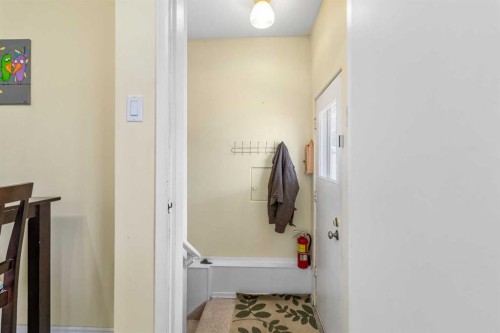 3206 44A Avenue, Red Deer, AB 