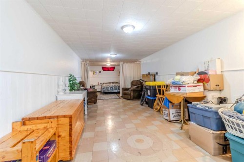 3206 44A Avenue, Red Deer, AB 