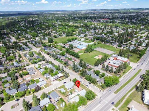 3206 44A Avenue, Red Deer, AB 