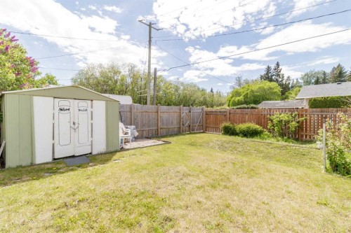 3206 44A Avenue, Red Deer, AB 