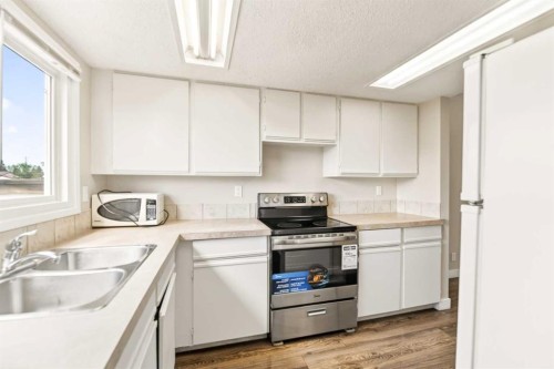 85 Baile Close, Red Deer, AB 