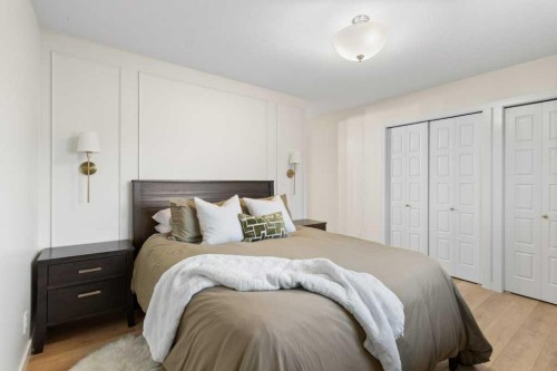 14 Village Crescent, Red Deer, AB 