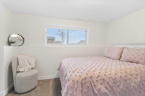 14 Village Crescent, Red Deer, AB 