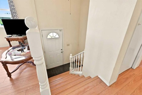 38 Meadowview Close, Sylvan Lake, AB - Indoor Photo Showing Other Room