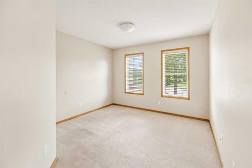 39 Jenkins Drive, Red Deer, AB 