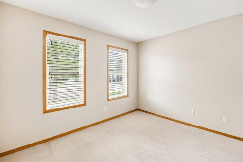 39 Jenkins Drive, Red Deer, AB 